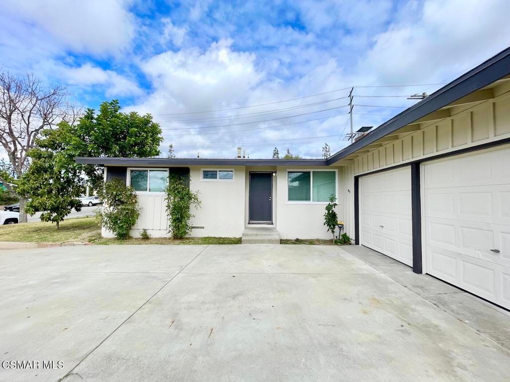 1070 Dennis Avenue, Simi Valley, CA 93065