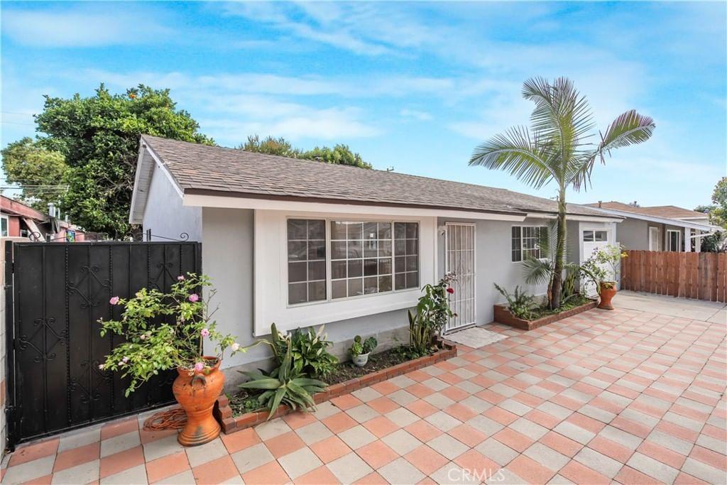 180 69th, Long Beach, CA 90805