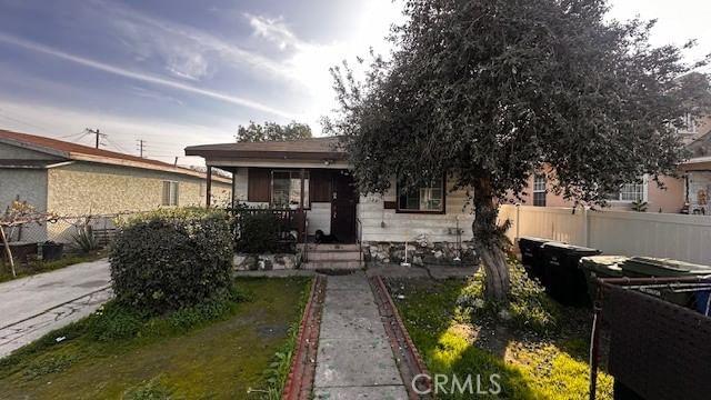 124 99th, Los Angeles, CA 90003