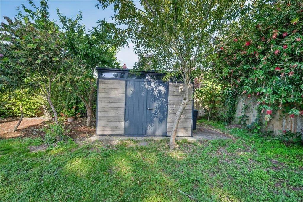 Property photo 30