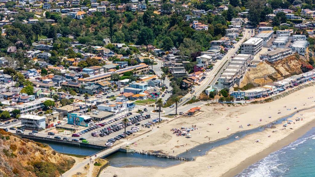 145 Bennett Road, Aptos, CA 95003