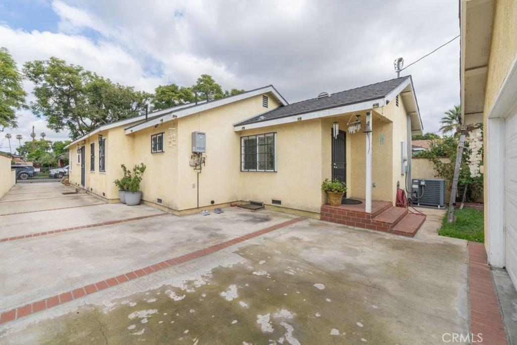 Property photo 35