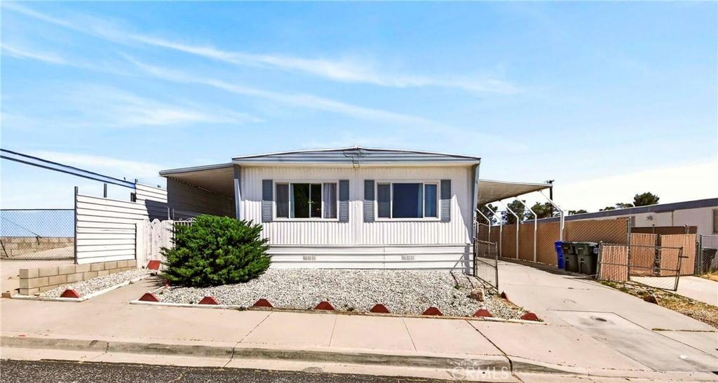 15668 Calico, Victorville, CA 92395