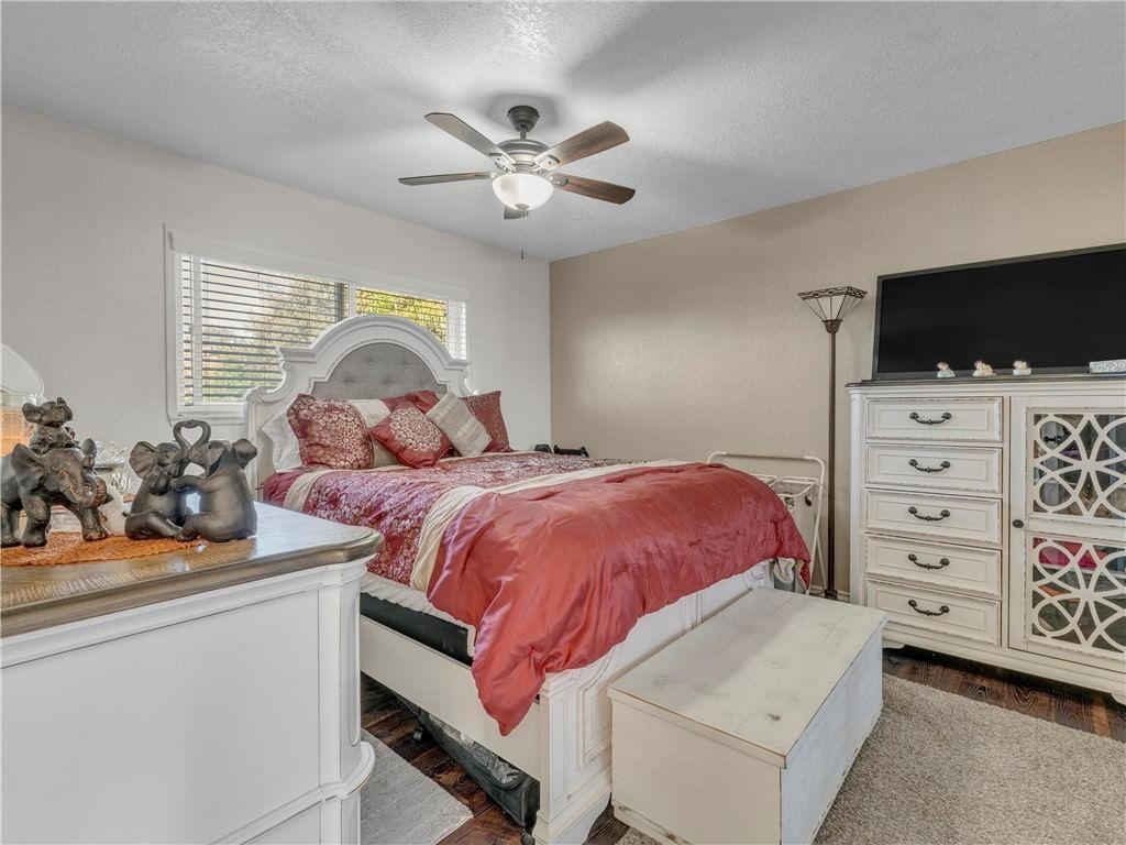 Property photo 23