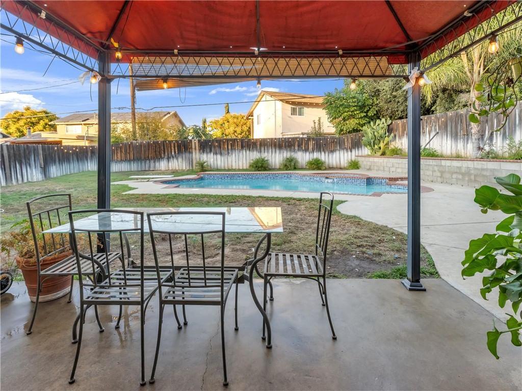 Property photo 37