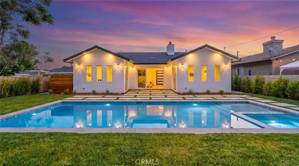 738 California Avenue, Simi Valley, CA 93065