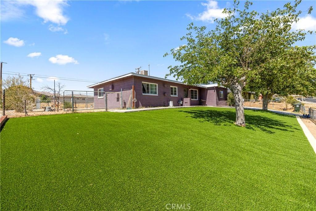 Property photo 24