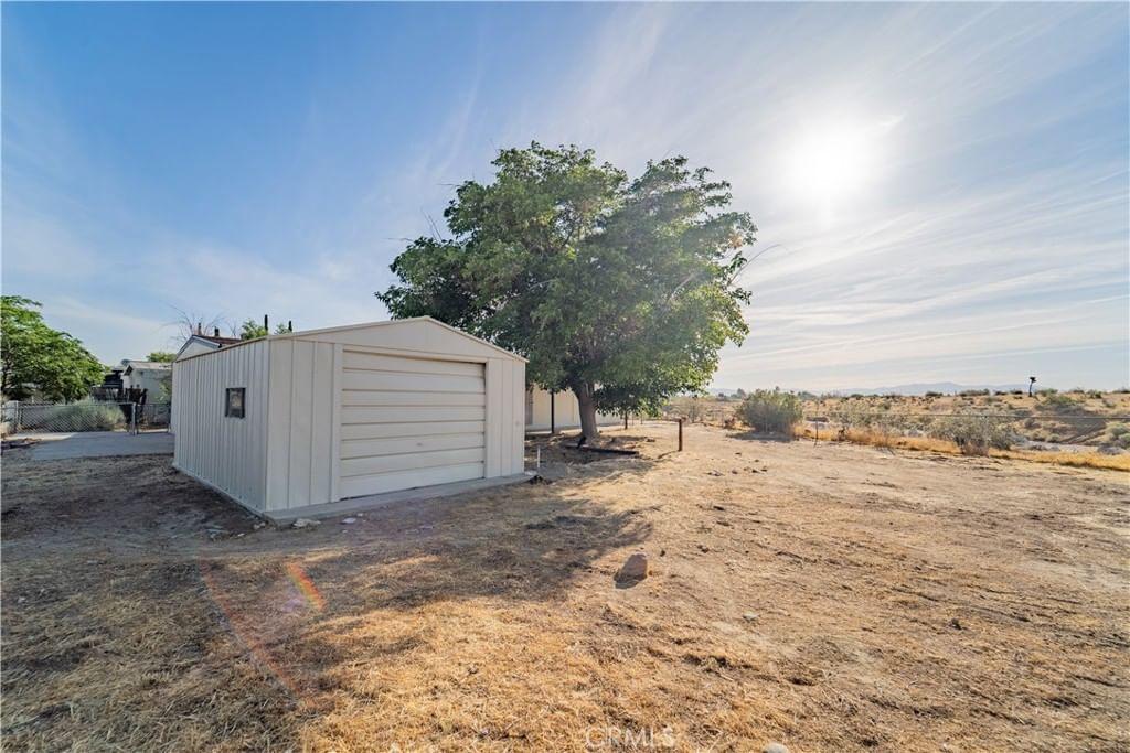 Property photo 33