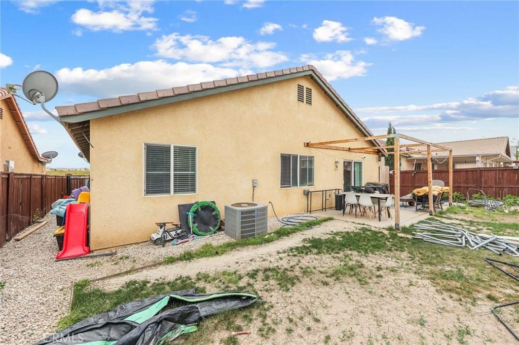 Property photo 28
