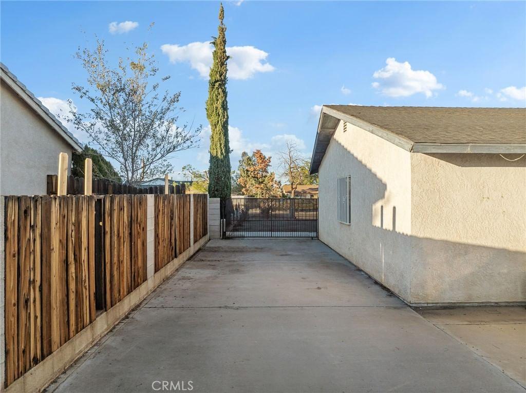 Property photo 37