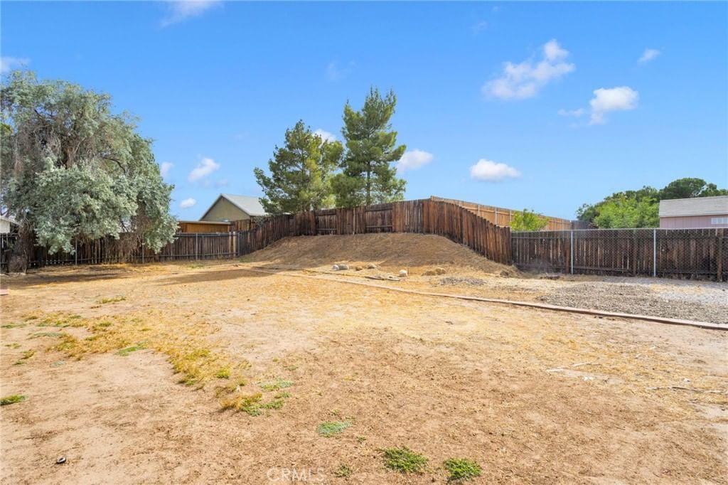 Property photo 35
