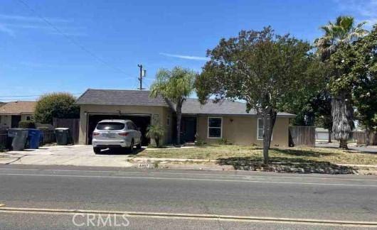 4497 Chestnut Avenue, Fresno, CA 93726