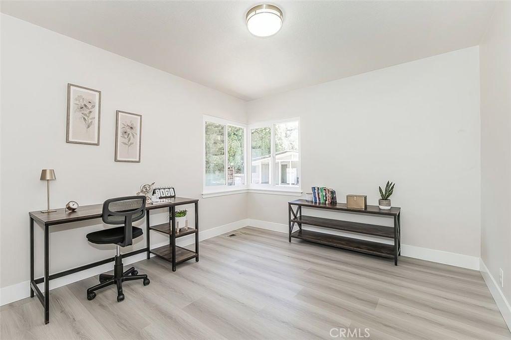 Property photo 36
